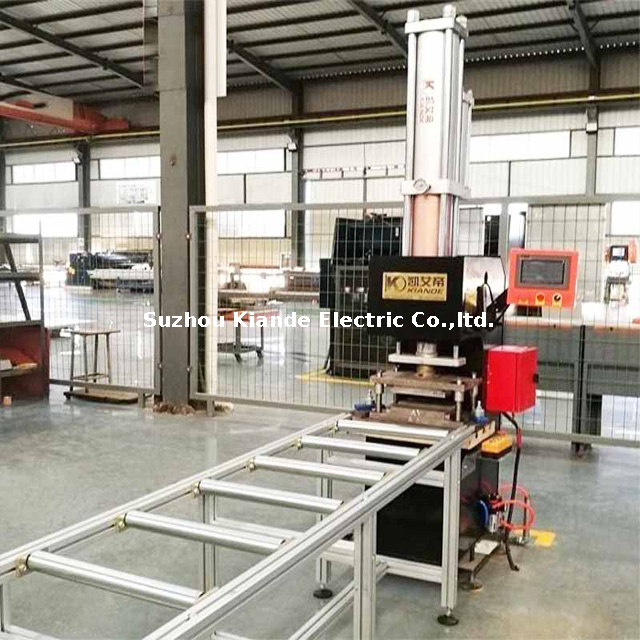 Punzonadora hidráulica de barra colectora digital para doblar barras colectoras