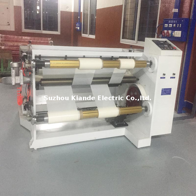 Máquina cortadora de película Mylar con barra colectora hidráulica de China para cortar película de poliéster 