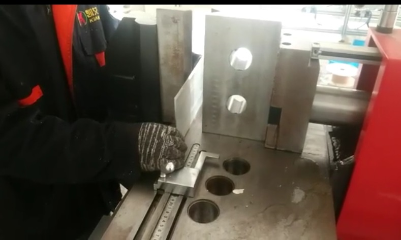 dobladora de barras colectoras