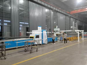 Máquina de procesamiento multifuncional de conductores de barras colectoras