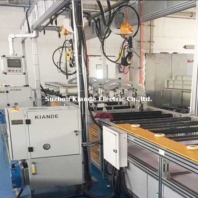 Máquina remachadora hidráulica autoperforante para sujeción de aluminio de 3MM de conducto de bus 
